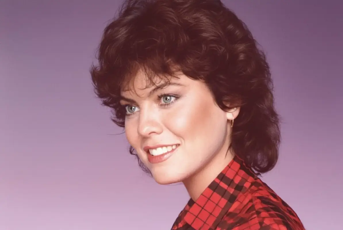 What Happened to Erin Moran? The Tragic Final Years of Happy Days' Joanie Cunningham 1 Erin Moran