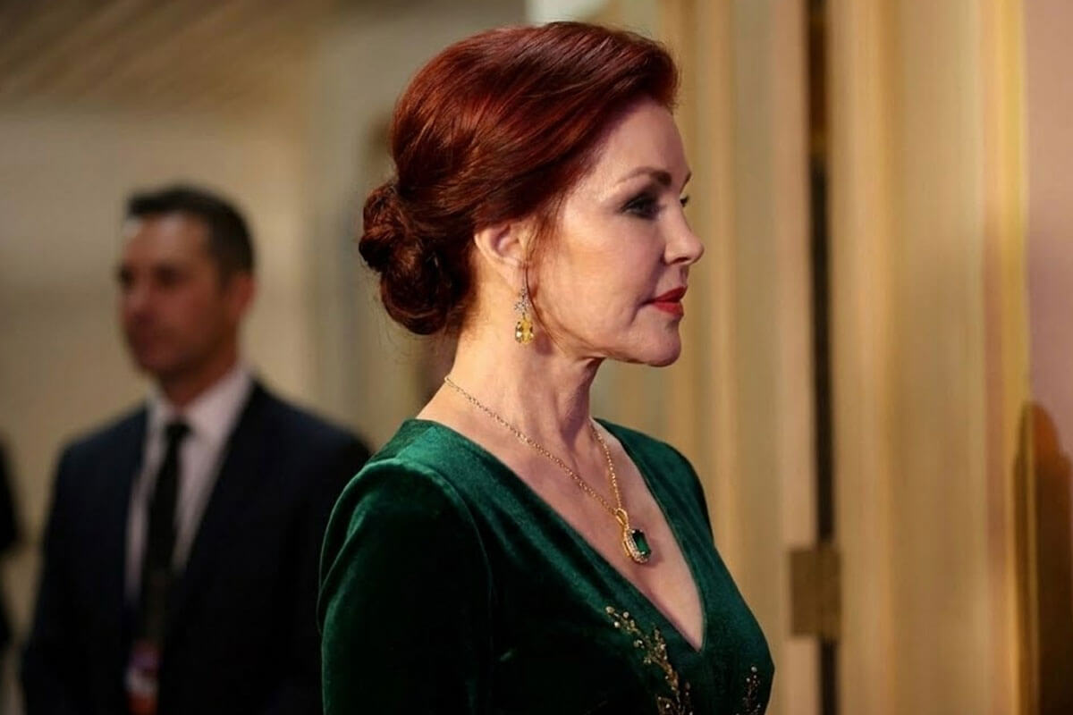 priscilla presley face