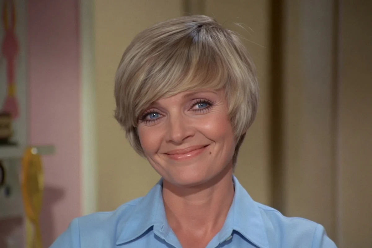 Florence Henderson on The Brady Bunch