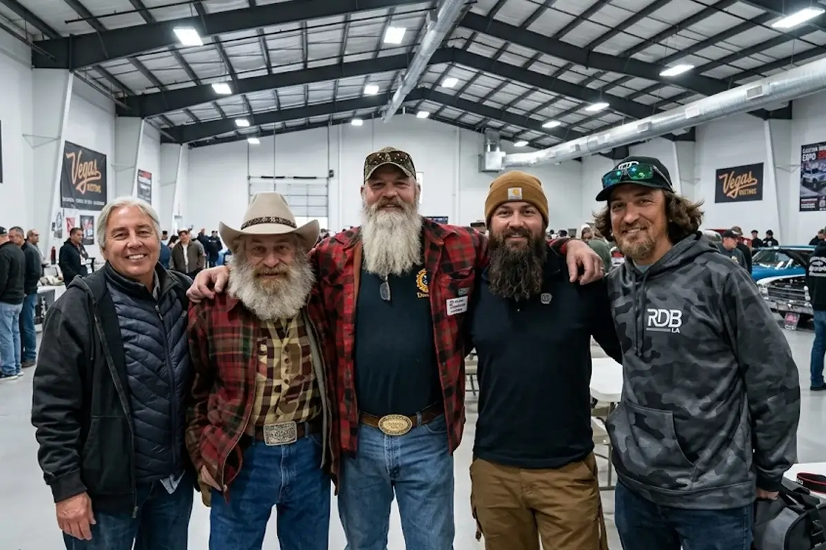 Mountain Men Cast