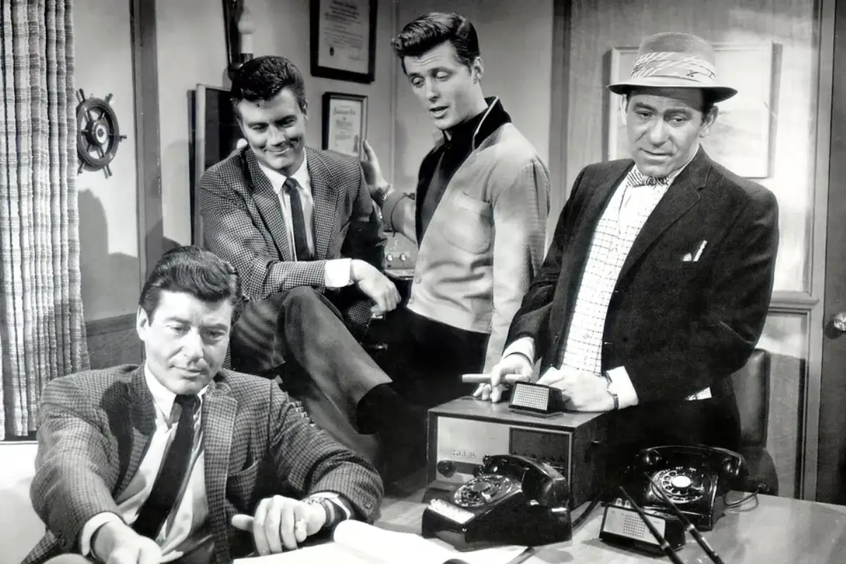 77 Sunset Strip Cast