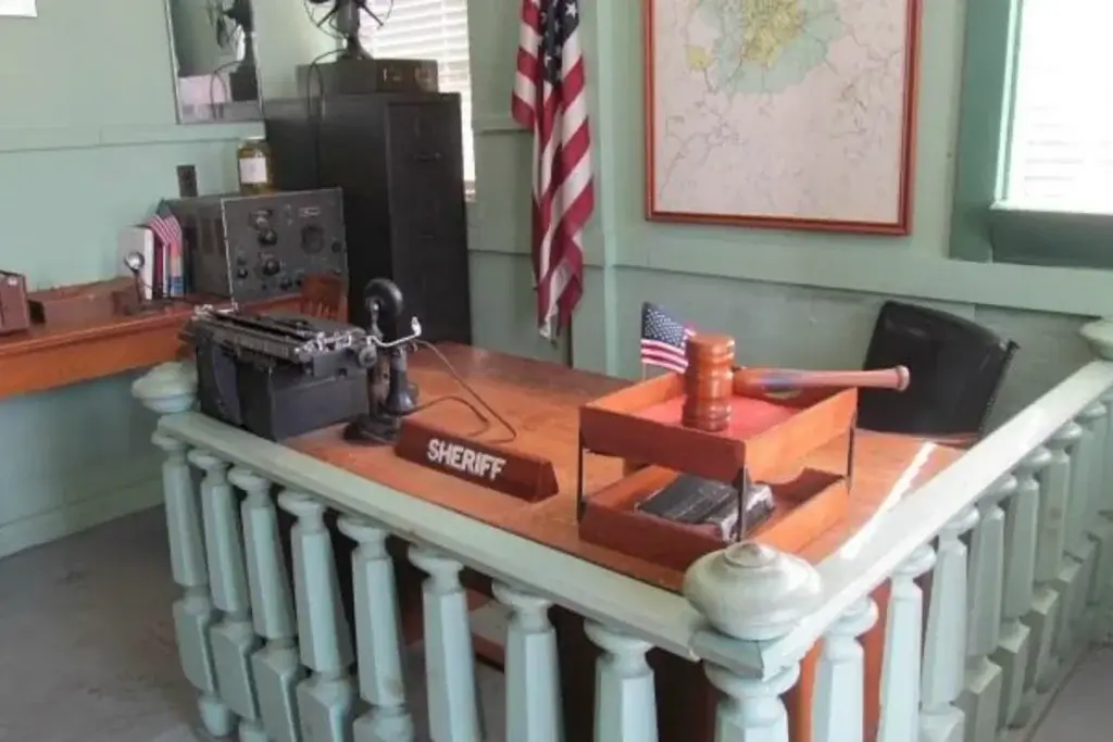 Mayberry replica courthouse