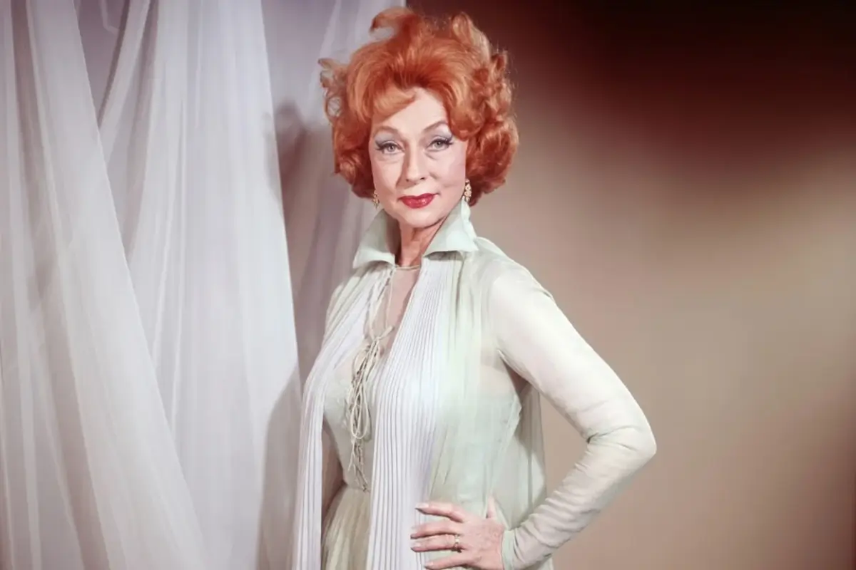 Agnes Moorehead