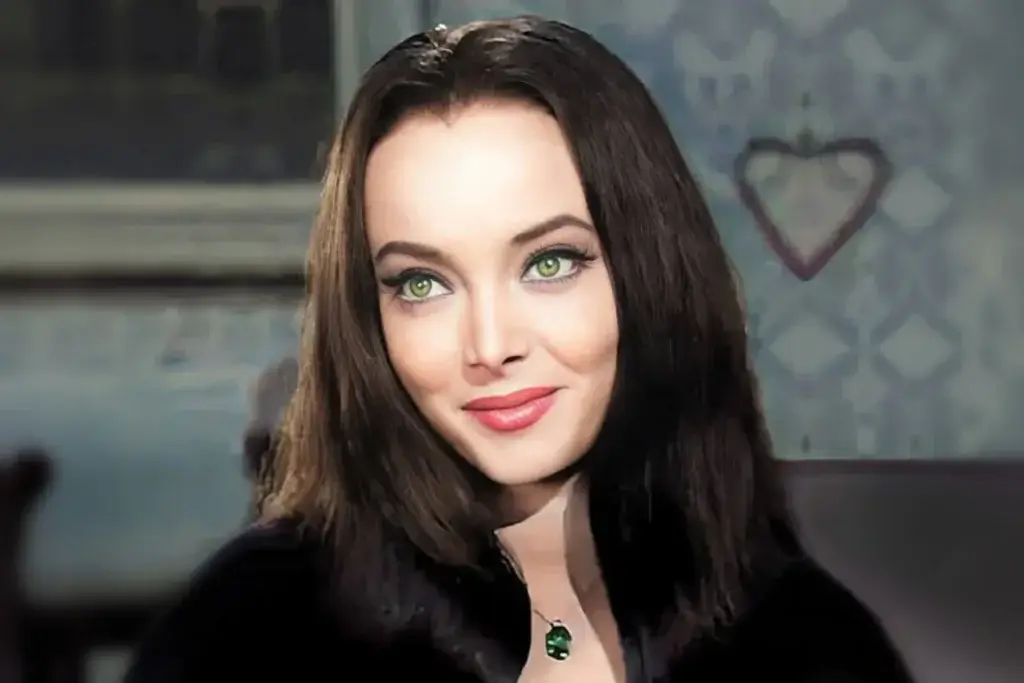 Carolyn Jones