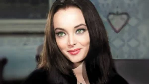 Carolyn Jones Played Morticia Addams, and Her Real Life Deserves to Be Known