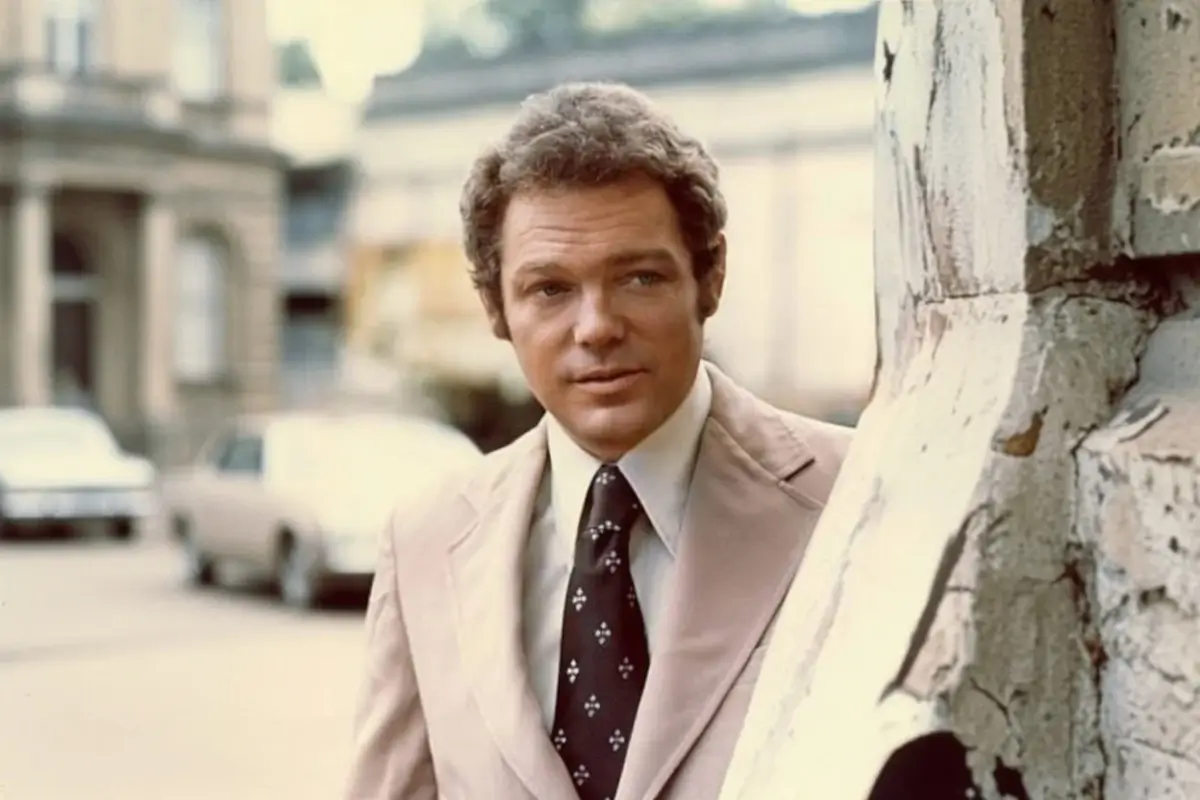 James MacArthur