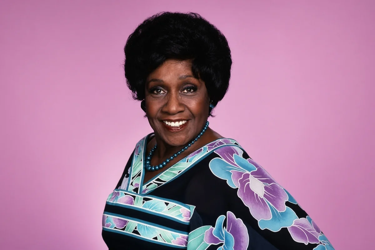 Isabel Sanford Didn't Break Through Until She Was Almost 50 1 Isabel Sanford