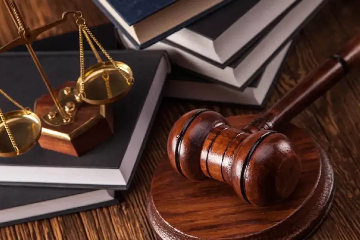 Maine Cabin Master Lawsuit explained