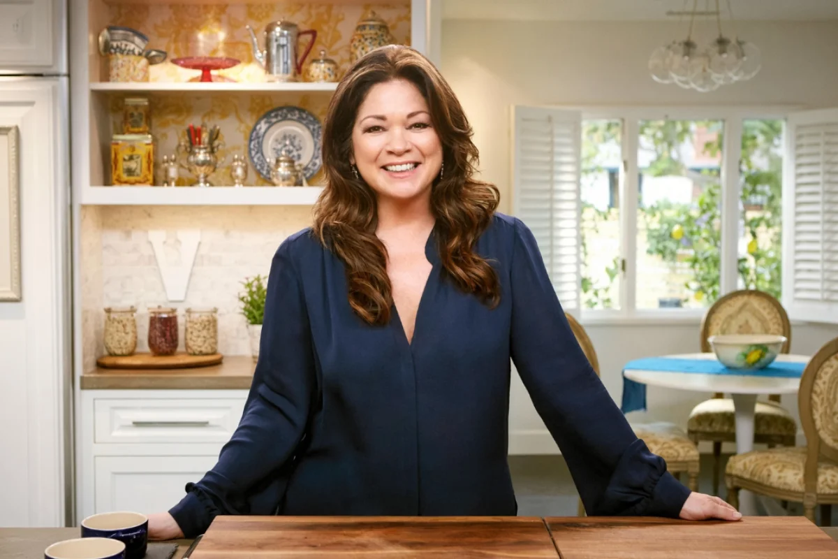Why Valerie Bertinelli Left Food Network and Kids Baking Championship 1 Valerie Bertinelli
